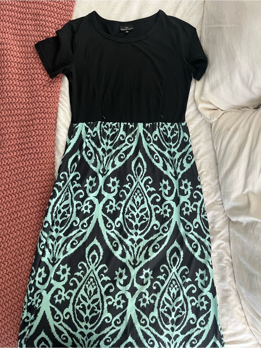Nursing Queen Nursing Maxi Dress